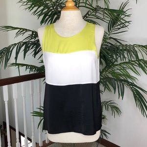 BCBGMAXAZRIA ladies size M top, good used condition, pictures of imperfections